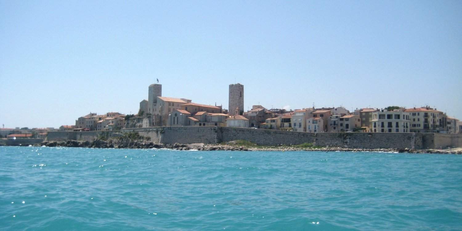 Guide Antibes  le guide touristique pour visiter Antibes  